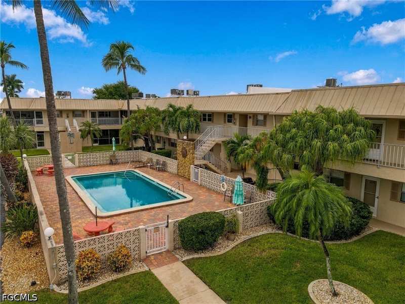2 bedroom Condominium at 909 SE 46th Ln 209, Cape Palms Condo, Cape Coral — photo 1