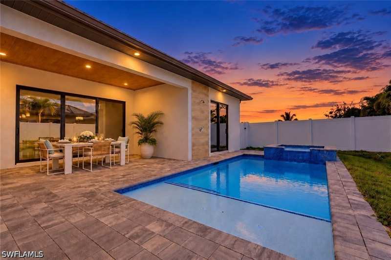 5 bedroom SingleFamilyResidence at 653 107th Ave N, Naples Park, Naples — photo 1