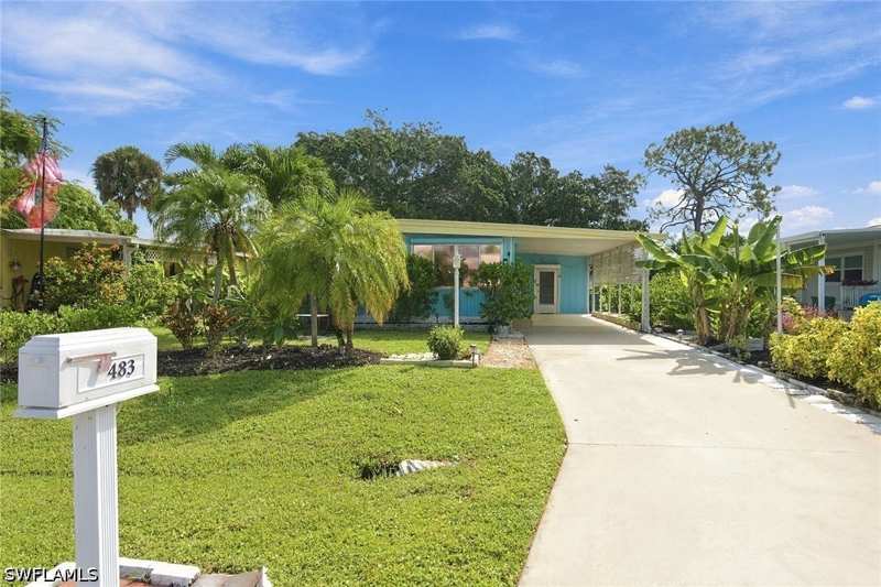 2 bedroom ManufacturedHome at 483 Riviera Blvd W, Riviera Colony, Naples — photo 1