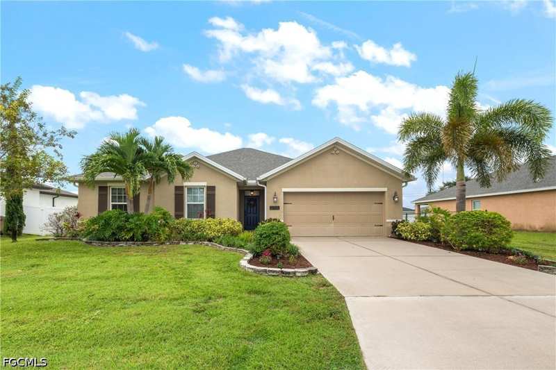 3 bedroom SingleFamilyResidence at 2701 SW 4th Pl, Cape Coral, Cape Coral — photo 1