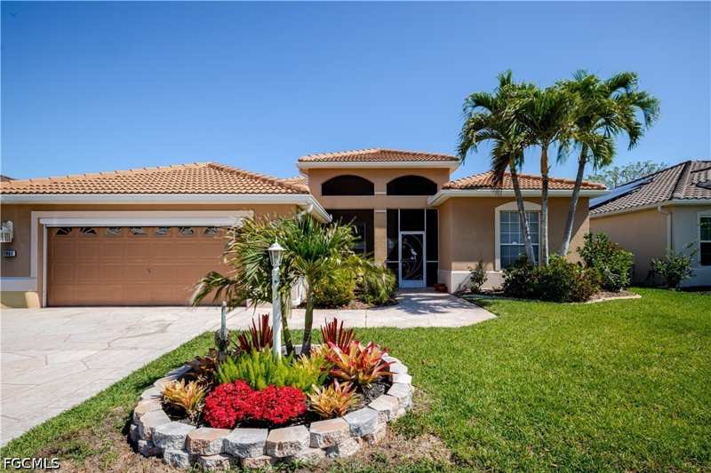 3 bedroom SingleFamilyResidence at 1961 Palo Duro Blvd, Del Vera Country Club, North Fort Myers — photo 1