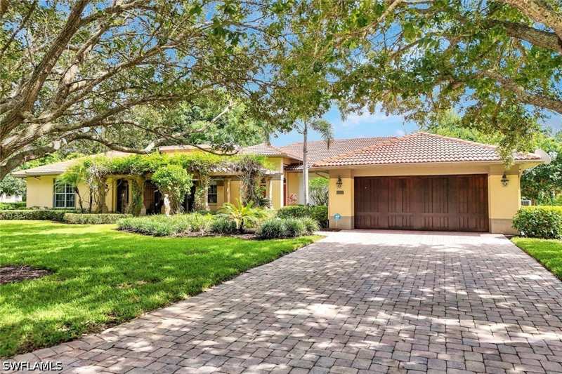 5 bedroom SingleFamilyResidence at 8840 Mariposa Ct, Lely Island Estates, Naples — photo 1