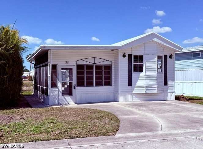 1 bedroom ManufacturedHome at 251 Bass Ln 251, Imperial Wilderness, Naples — photo 1