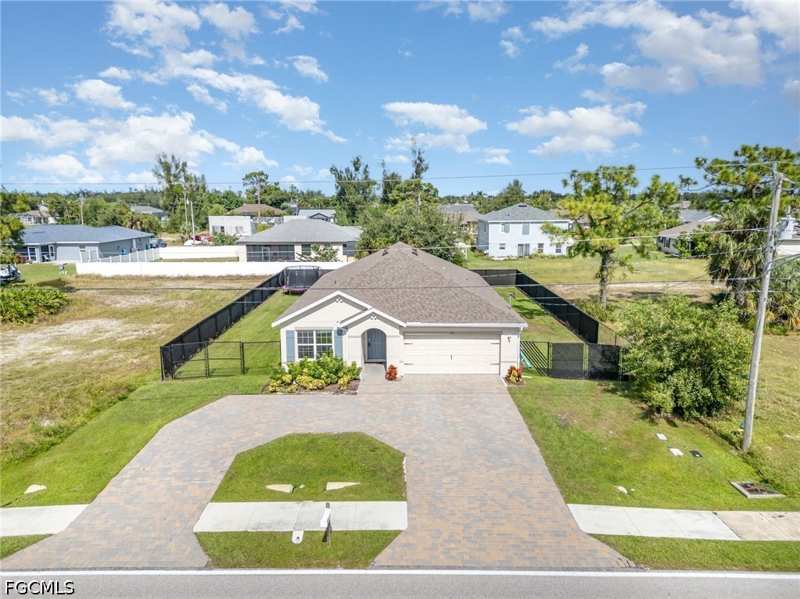 3 bedroom SingleFamilyResidence at 1413 SW Trafalgar Pkwy, Cape Coral, Cape Coral — photo 1