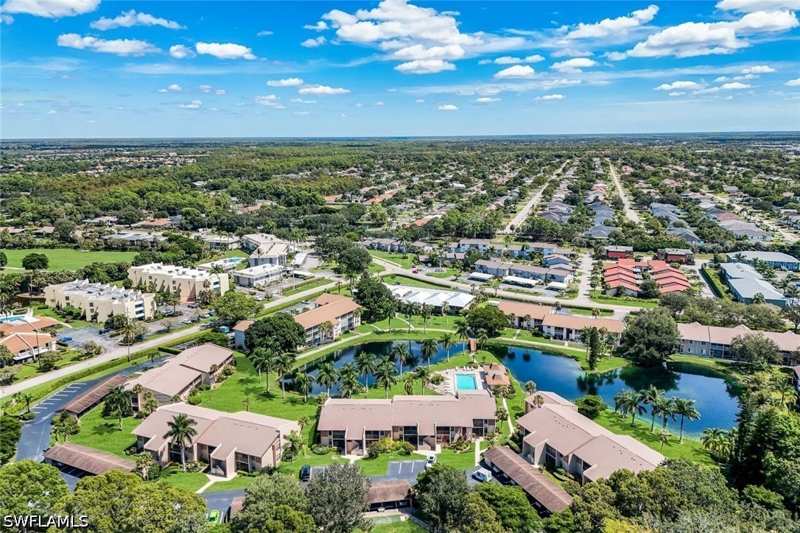 2 bedroom Condominium at 960 Palm View Dr 209, Courtwood, Naples — photo 1