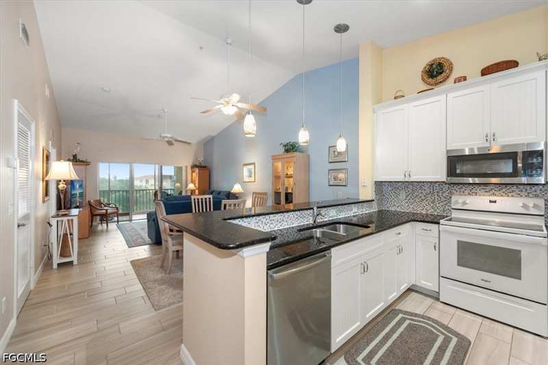 2 bedroom Condominium at 4017 Palm Tree Blvd 406, Clubhouse Villas, Cape Coral — photo 1
