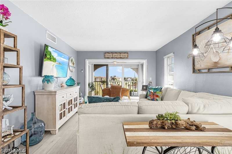 2 bedroom Condominium at 53 High Point Cir W 310, High Point Country Club, Naples — photo 1