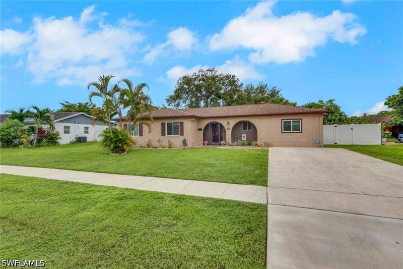 3 bedroom SingleFamilyResidence at 3358 Dorado Way, Poinciana Village, Naples — photo 1