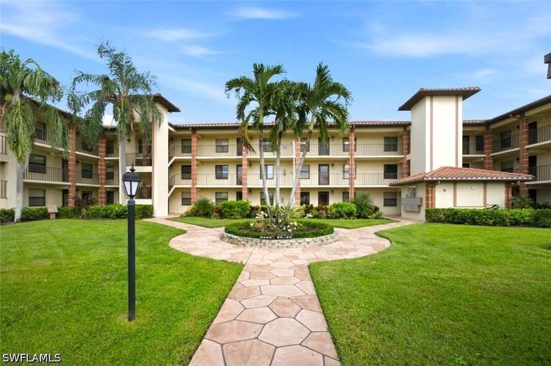 2 bedroom Condominium at 7240 Coventry Ct 329, Country Manor, Naples — photo 1