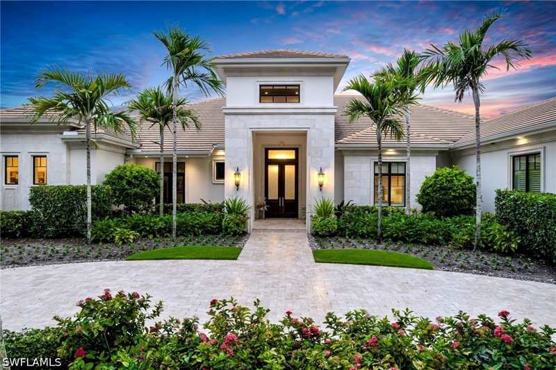 6 bedroom SingleFamilyResidence at 385 Colony Dr, Bay Colony Shores, Naples — photo 1