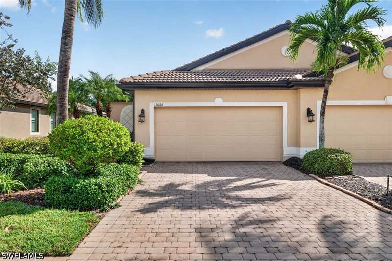2 bedroom Attached at 11086 St Roman Way, Paloma, Bonita Springs — photo 1