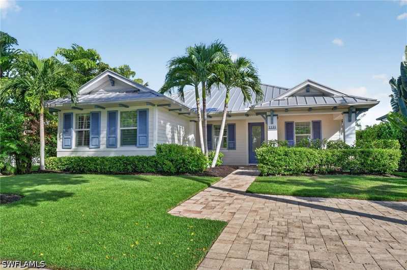 3 bedroom SingleFamilyResidence at 1131 7th Ave N, Lake Park, Naples — photo 1