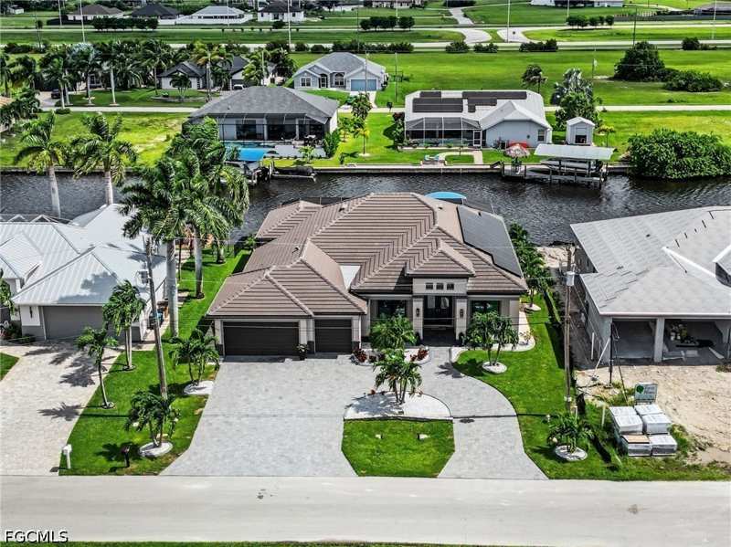 3 bedroom SingleFamilyResidence at 125 NW 33rd Ave, Cape Coral, Cape Coral — photo 1