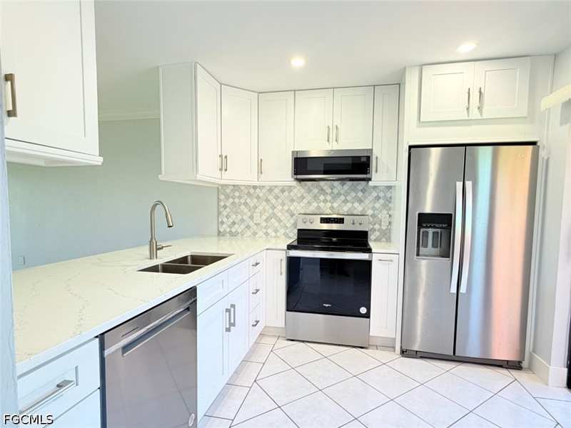 2 bedroom Condominium at 16350 Bay Pointe Blvd 102, Bay Pointe Yacht & Racquet Club, North Fort Myers — photo 1