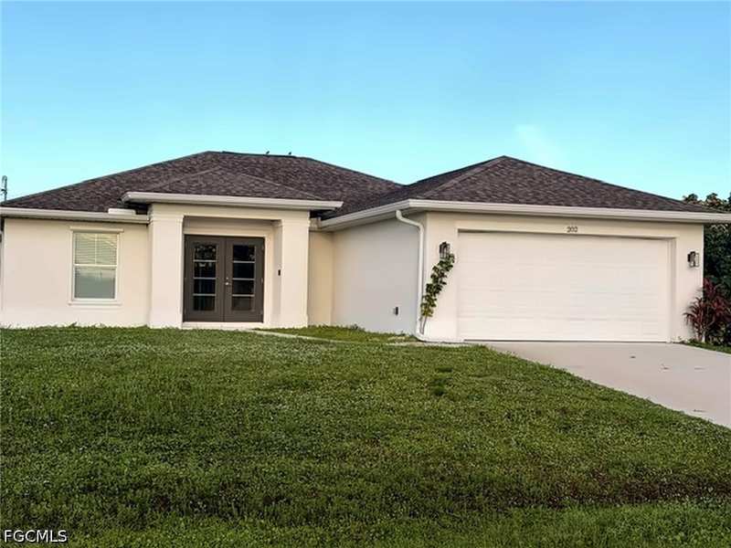 4 bedroom SingleFamilyResidence at 202 NW 25th Pl, Cape Coral, Cape Coral — photo 1