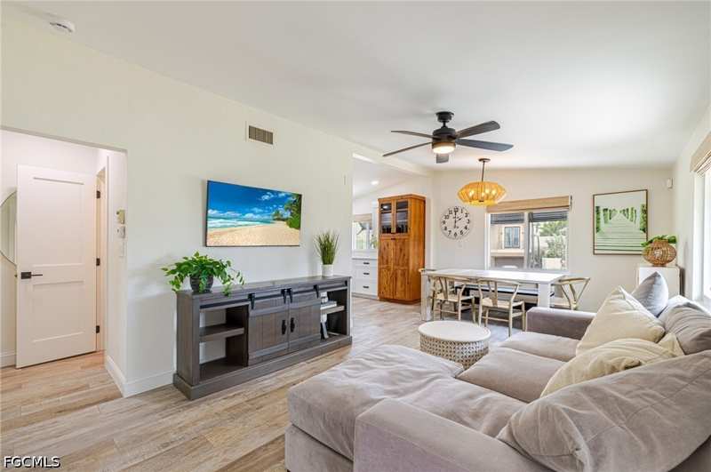 2 bedroom SingleFamilyResidence at 139 Coconut Dr, Gulf View Plaza, Fort Myers Beach — photo 1