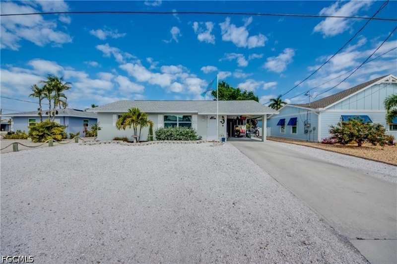 2 bedroom SingleFamilyResidence at 355 Donora Blvd, Shell Mound Park, Fort Myers Beach — photo 1