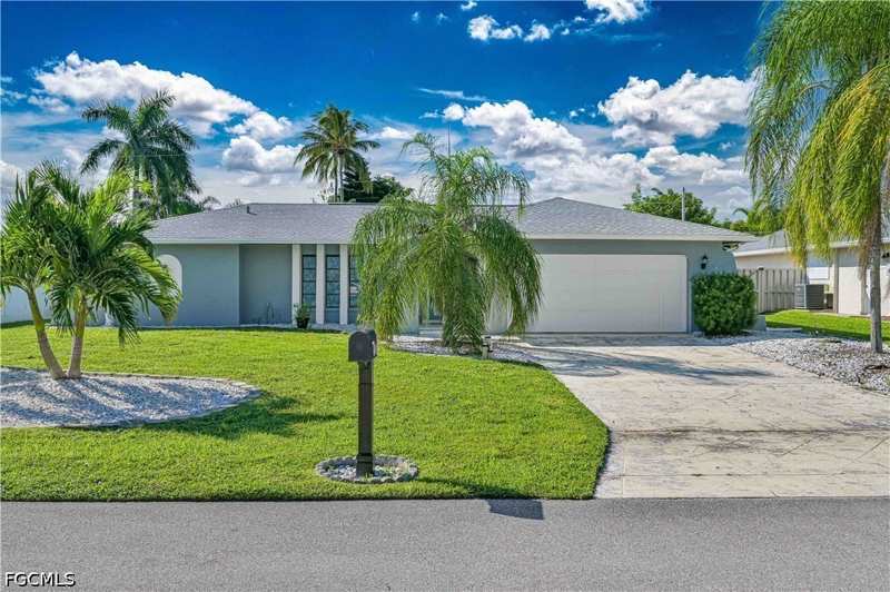 4 bedroom SingleFamilyResidence at 2202 SE 13th St, Cape Coral, Cape Coral — photo 1
