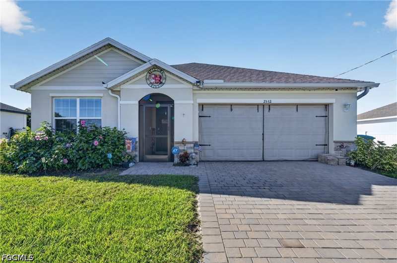 3 bedroom SingleFamilyResidence at 2532 NW 7th St, Cape Coral, Cape Coral — photo 1