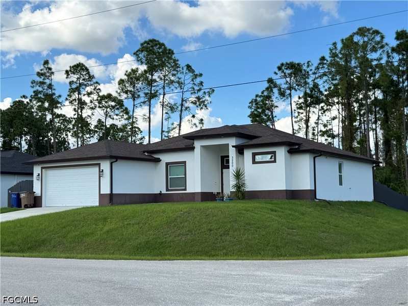 3 bedroom SingleFamilyResidence at 3200 21st St W, Lehigh Acres, Lehigh Acres — photo 1