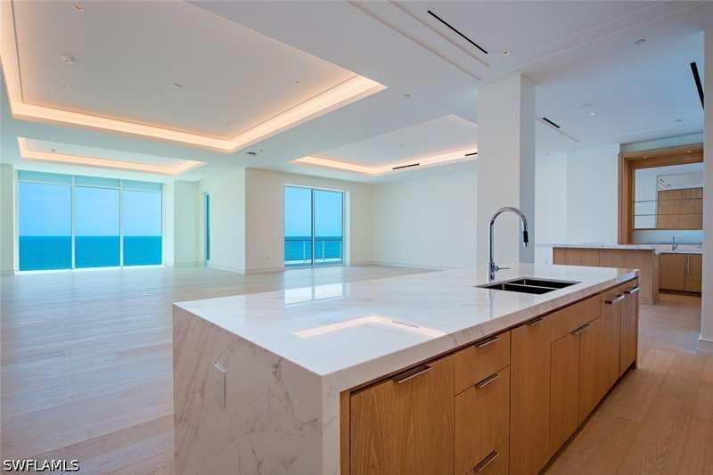4 bedroom Condominium at 901 Gulf Shore Blvd N C-402, Naples Beach Club Bldg C, Naples — photo 1