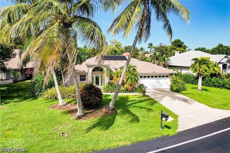 3 bedroom SingleFamilyResidence at 1145 Moon Lake Dr, Moon Lake, Naples — photo 1