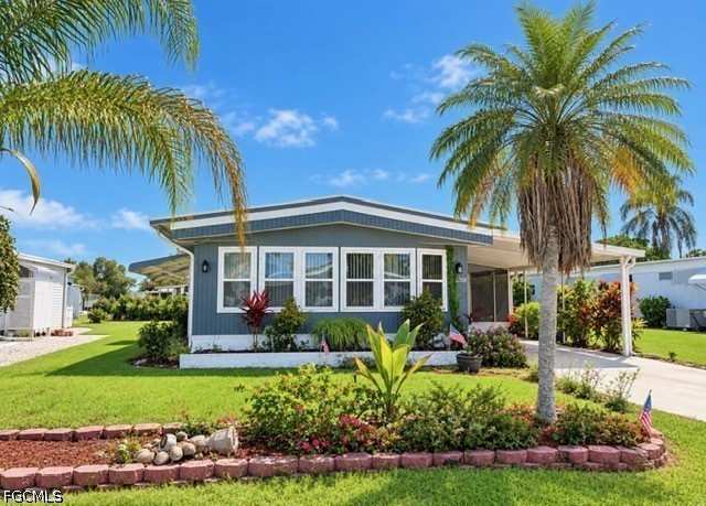 2 bedroom ManufacturedHome at 9269 Lord Rd, Imperial Harbor, Bonita Springs — photo 1