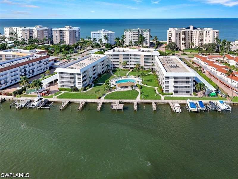3 bedroom Condominium at 3000 Gulf Shore Blvd N 307, Harbour Cove, Naples — photo 1
