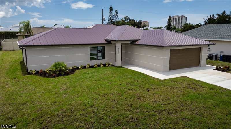 4 bedroom SingleFamilyResidence at 4535 San Antonio Ln, El Dorado Acres, Bonita Springs — photo 1