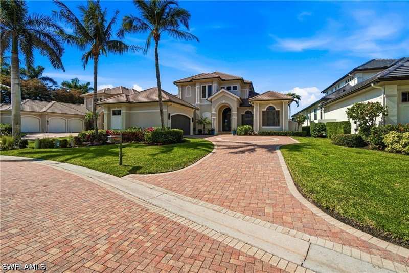5 bedroom SingleFamilyResidence at 27585 River Reach Dr, River Reach Estates, Bonita Springs — photo 1