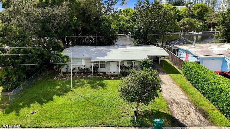 3 bedroom SingleFamilyResidence at 2140 Harbor Ln, Brookside, Naples — photo 1