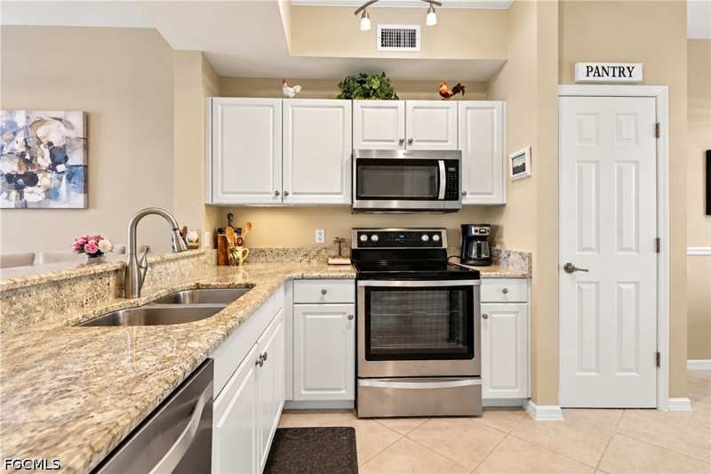 2 bedroom Condominium at 14501 Legends Blvd N 306, Longhurst I, Fort Myers — photo 1