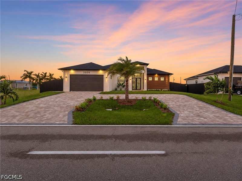 4 bedroom SingleFamilyResidence at 2006 Nelson Rd N, Cape Coral, Cape Coral — photo 1