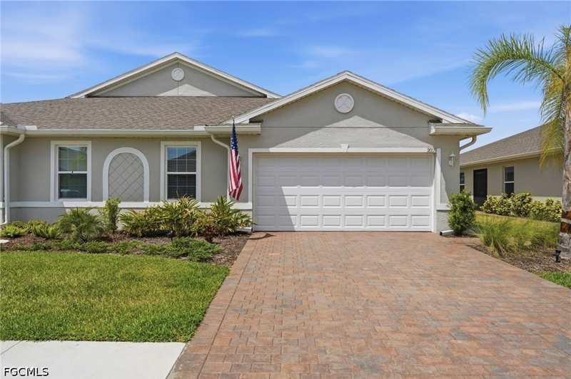 2 bedroom Attached at 20175 Camino Torcido Loop, Magnolia Landing, North Fort Myers — photo 1