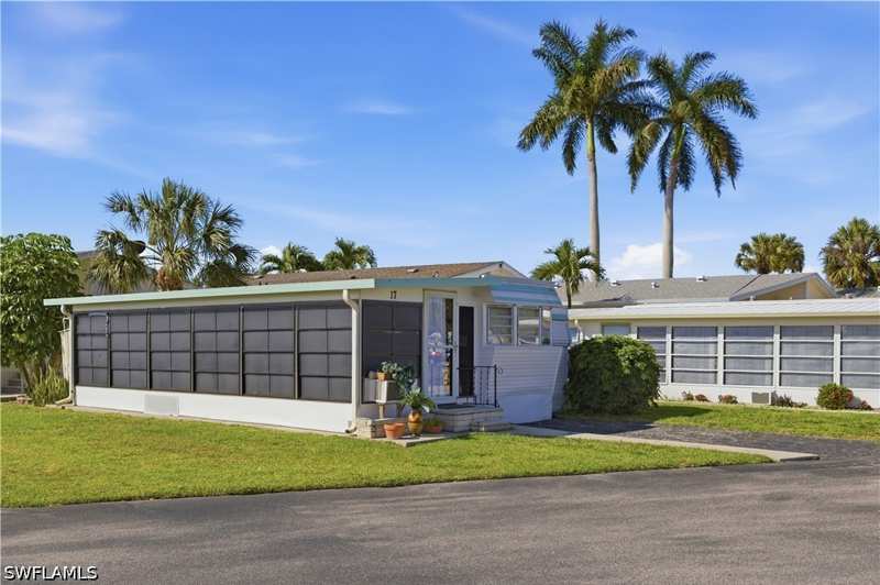2 bedroom ManufacturedHome at 17 Jade Dr 17J, Enchanting Shores, Naples — photo 1