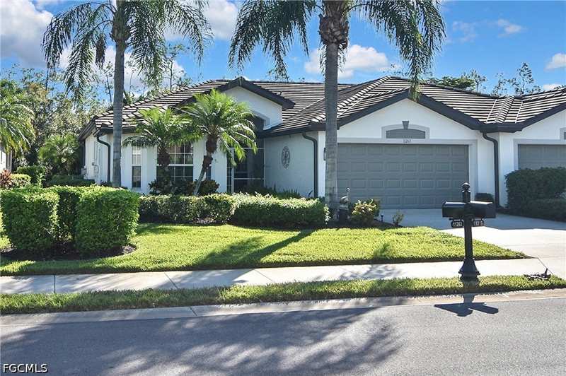 3 bedroom Attached at 11263 Wine Palm Rd, Pineview, Fort Myers — photo 1