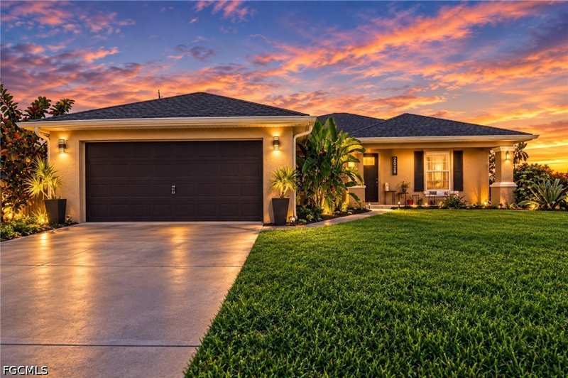 3 bedroom SingleFamilyResidence at 2028 NE Juanita Pl, Cape Coral, Cape Coral — photo 1