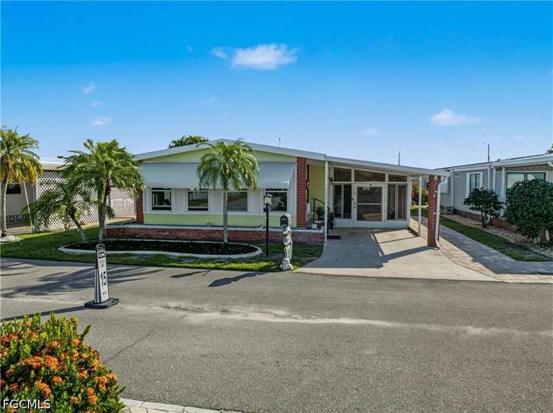 2 bedroom ManufacturedHome at 16026 Citron Way, Tamiami Village, North Fort Myers — photo 1