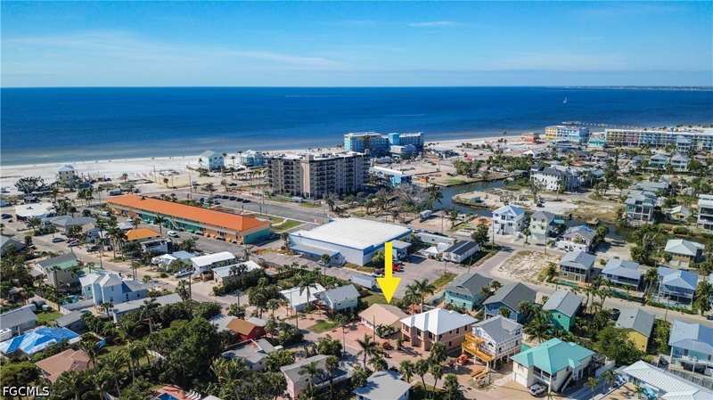 3 bedroom SingleFamilyResidence at 217 Miramar St, Miramar, Fort Myers Beach — photo 1