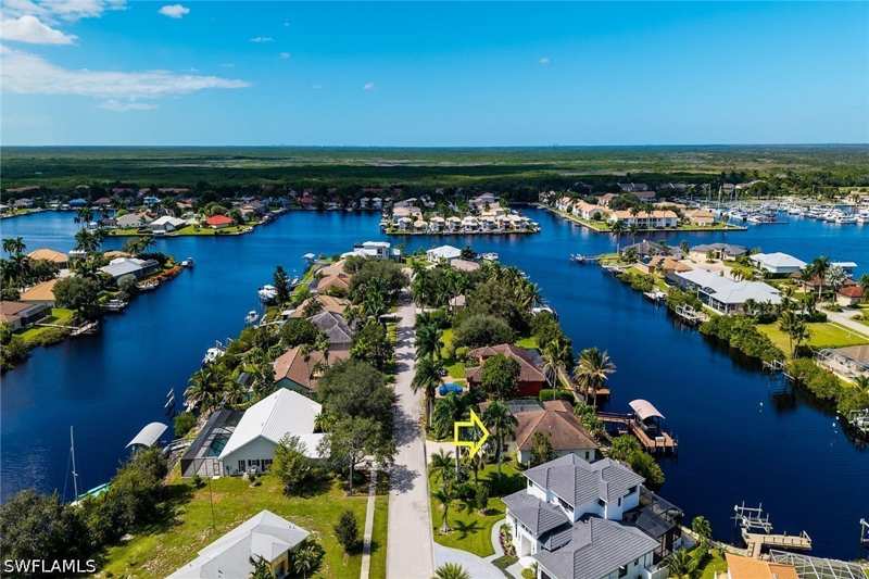 3 bedroom SingleFamilyResidence at 173 Venus Cay, The Cays, Naples — photo 1