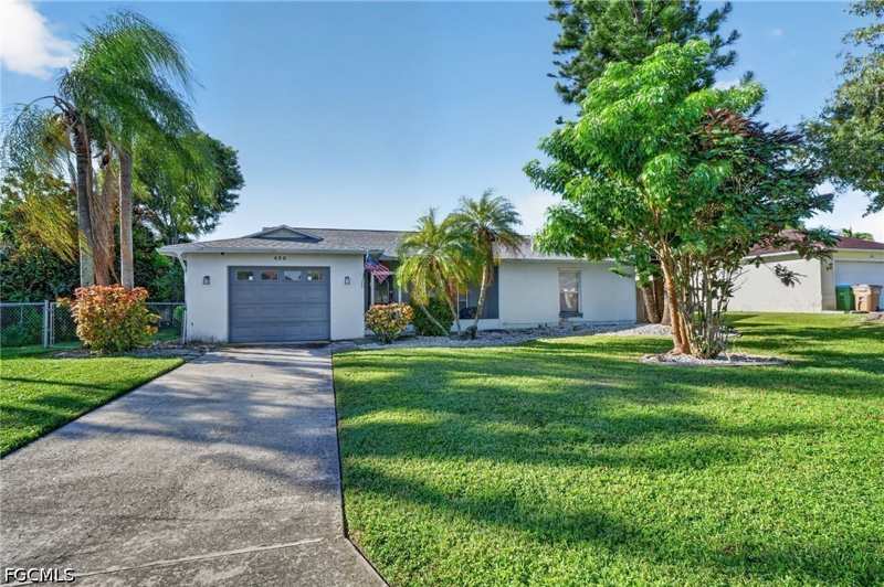 2 bedroom SingleFamilyResidence at 406 SE 6th St, Cape Coral, Cape Coral — photo 1