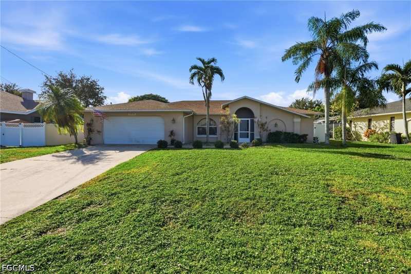 3 bedroom SingleFamilyResidence at 1312 SW 27th Ter, Cape Coral, Cape Coral — photo 1
