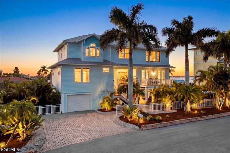 3 bedroom SingleFamilyResidence at 2656 Geary St, Matlacha, Matlacha — photo 1