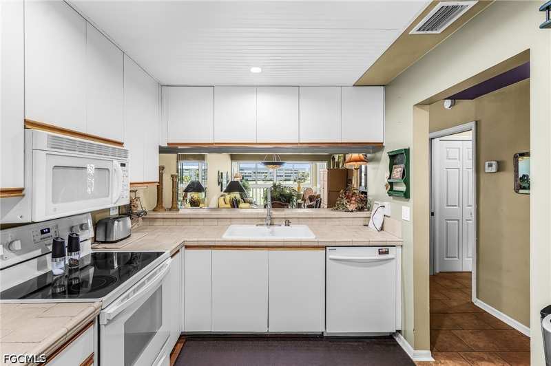 2 bedroom Condominium at 14871 Hole In One Cir 209 - Augusta, Golfview Golf & Racquet Club, Fort Myers — photo 1