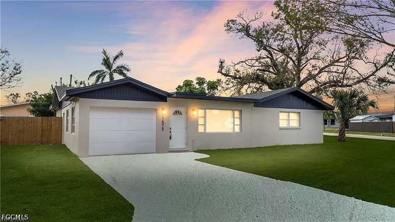 4 bedroom SingleFamilyResidence at 1675 Temple Ter, North Fort Myers, North Fort Myers — photo 1
