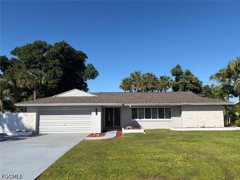 3 bedroom SingleFamilyResidence at 4240 Palm Tree Blvd, Cape Coral, Cape Coral — photo 1