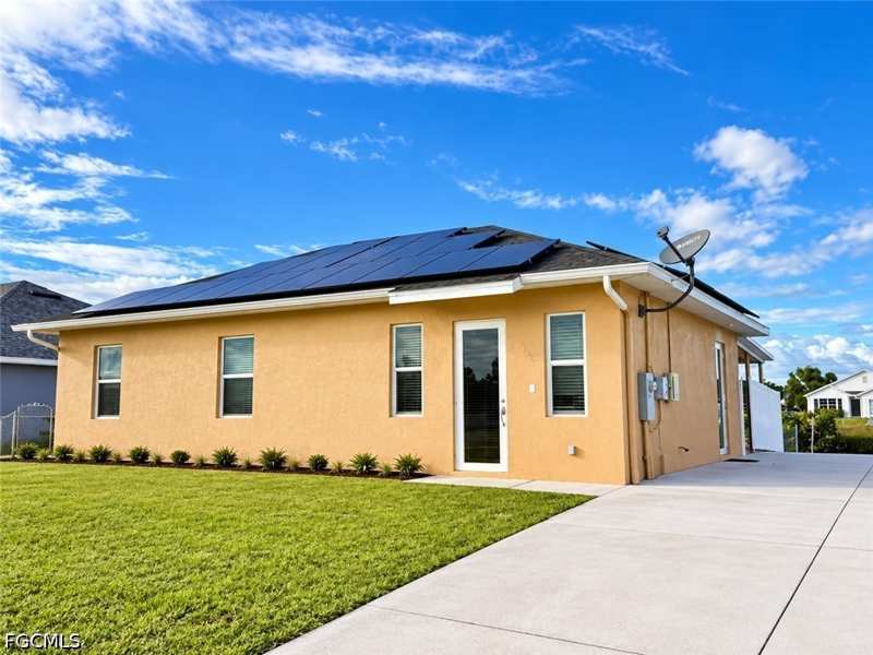 5 bedroom SingleFamilyResidence at 4106 26th St SW, Lehigh Acres, Lehigh Acres — photo 1