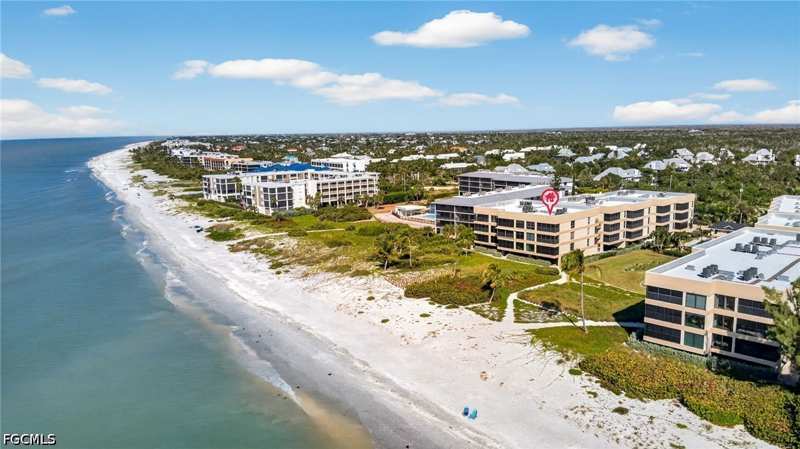 2 bedroom Condominium at 2721 W Gulf Dr 316, Kings Crown, Sanibel — photo 1