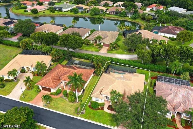 3 bedroom SingleFamilyResidence at 24924 Fairwinds Ln, Fairway Estates, Bonita Springs — photo 1
