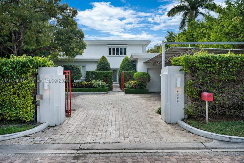 7 bedroom SingleFamilyResidence at 6320 Allison Rd, Indian Creek Sub, Miami Beach — photo 1